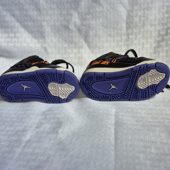 Nike Air Jordan 4 Retro Size 5c - Picture 6 of 6